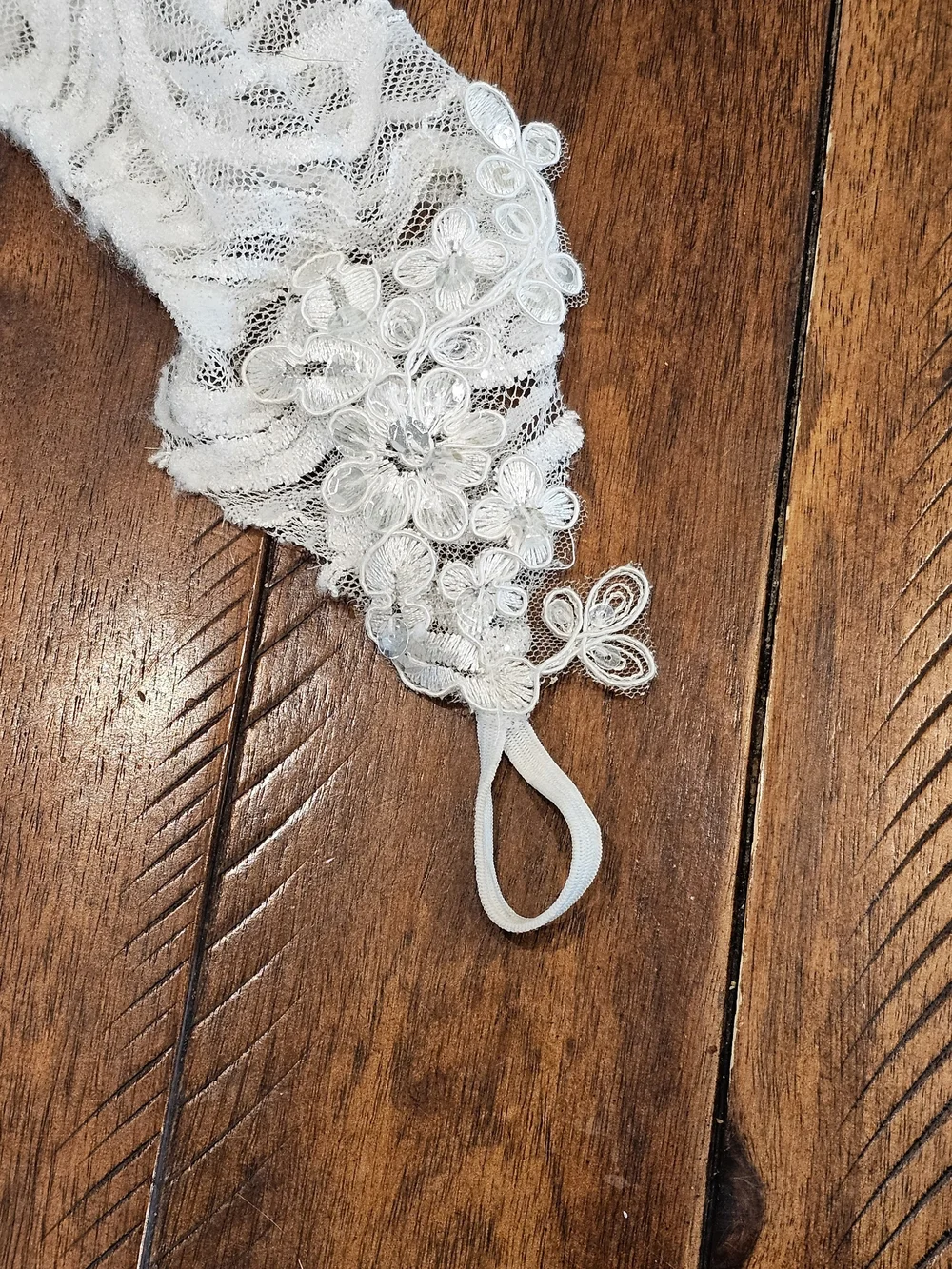 Costume Gallery Child's White Lace Dance Costume